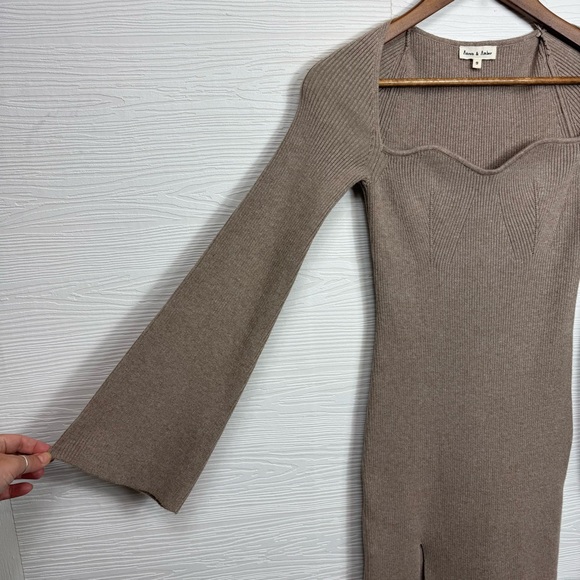 Aaron & Amber Ribbed Knit Tan Long Sleeve Sweater Dress MIDI Dress Small - Picture 5 of 12